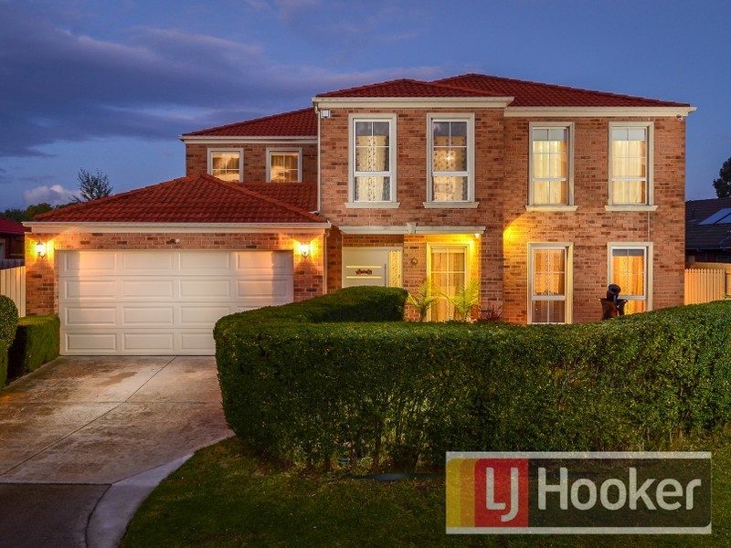 2 Gustavus Place, Narre Warren South VIC 3805