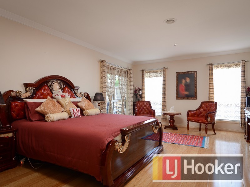 2 Gustavus Place, Narre Warren South VIC 3805