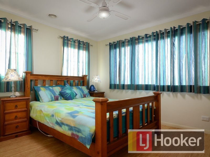 2 Gustavus Place, Narre Warren South VIC 3805