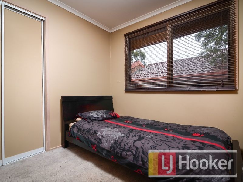 4 Tenandra Court, Berwick VIC 3806