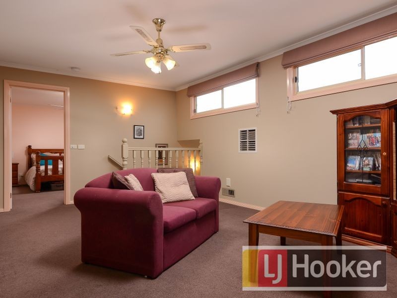 20 Feehan Crescent, Narre Warren South VIC 3805