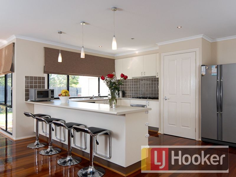 61 Wood Road, Narre Warren South VIC 3805