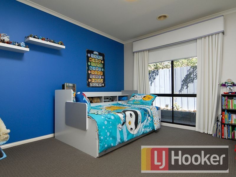 61 Wood Road, Narre Warren South VIC 3805