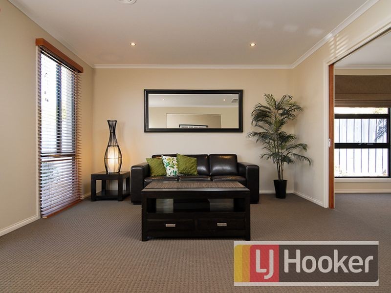 61 Wood Road, Narre Warren South VIC 3805