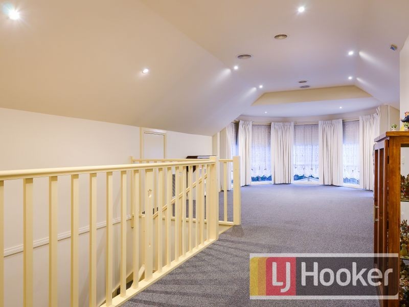 7 Treetop Court, Narre Warren South VIC 3805