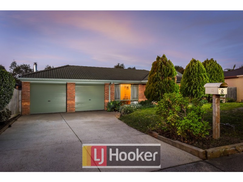 8 Filmer Crescent, Narre Warren South VIC 3805