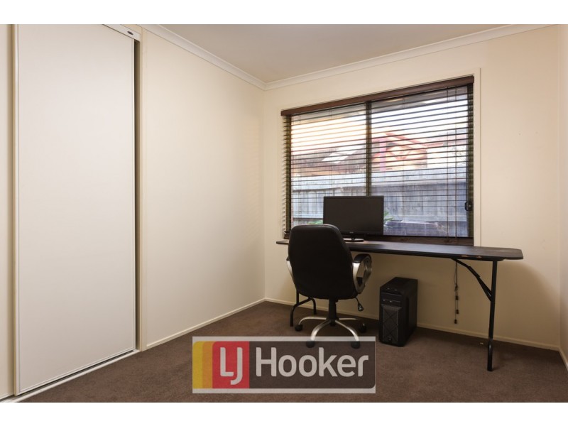 8 Filmer Crescent, Narre Warren South VIC 3805