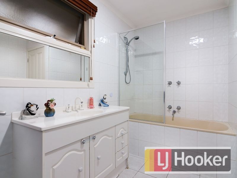 32 Hyssop Drive, Hallam VIC 3803