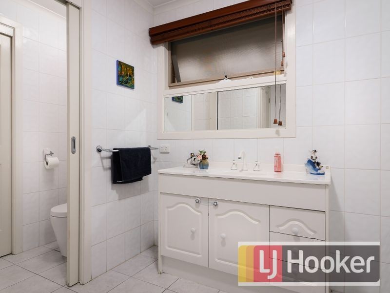 32 Hyssop Drive, Hallam VIC 3803