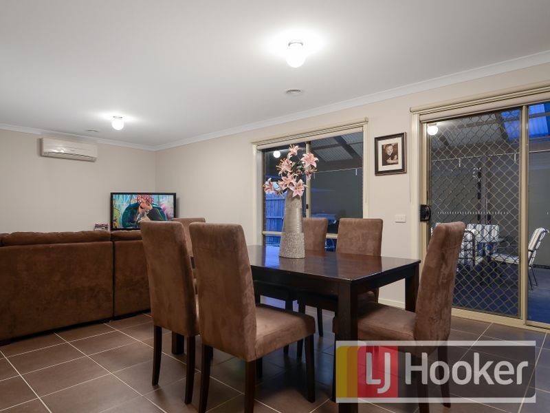 14 Kirwan Drive, Cranbourne East VIC 3977
