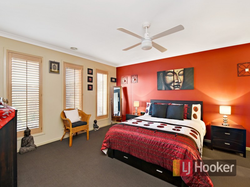 9 Yemaya Place, Berwick VIC 3806