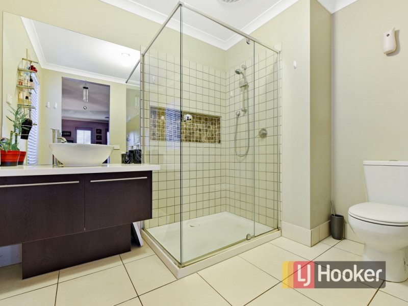 9 Yemaya Place, Berwick VIC 3806