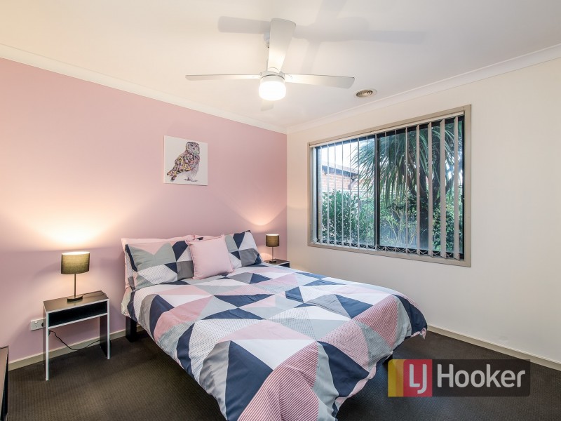 9 Yemaya Place, Berwick VIC 3806