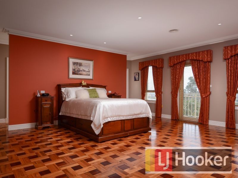 15 Wiringa Close, Narre Warren North VIC 3804