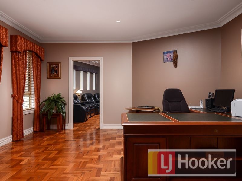 15 Wiringa Close, Narre Warren North VIC 3804