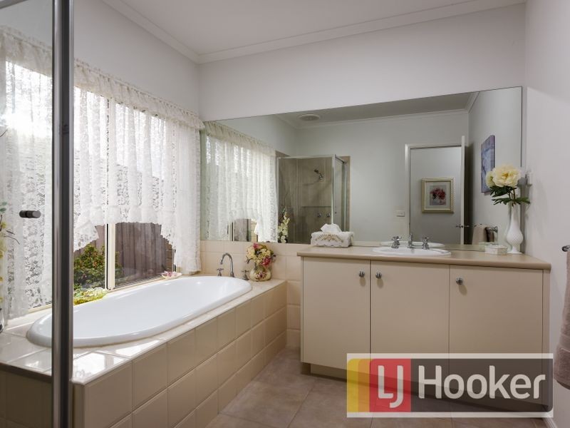 13 Embling Street, Berwick VIC 3806