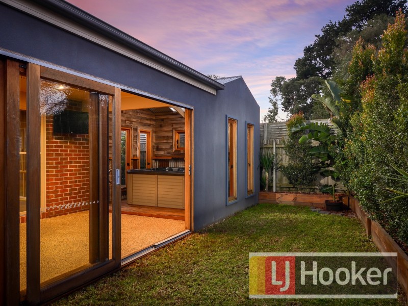 14B Craig Road, Junction Village VIC 3977