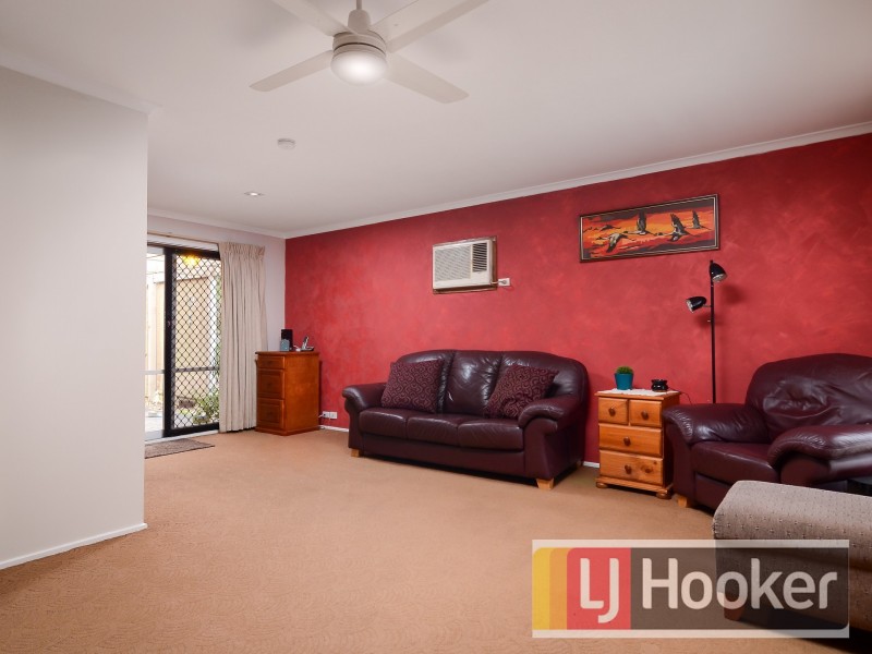 8 Marsden Court, Cranbourne North VIC 3977