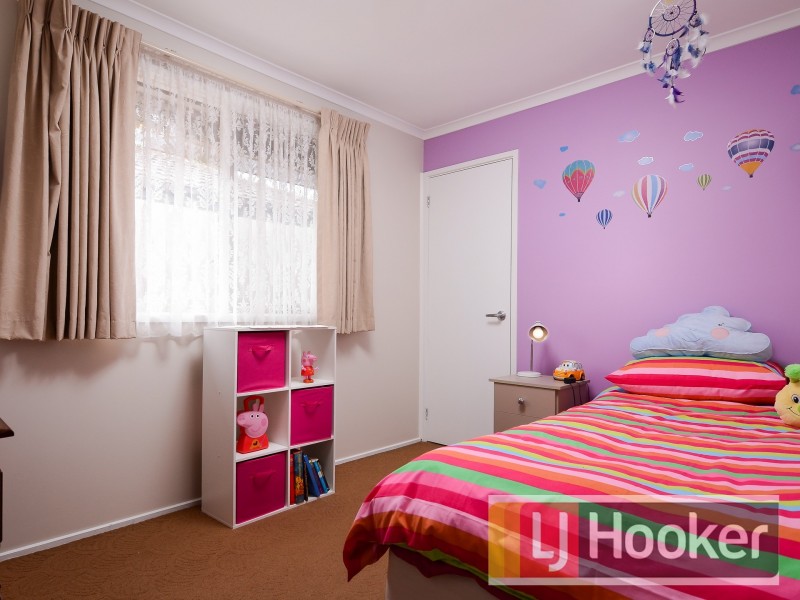 8 Marsden Court, Cranbourne North VIC 3977