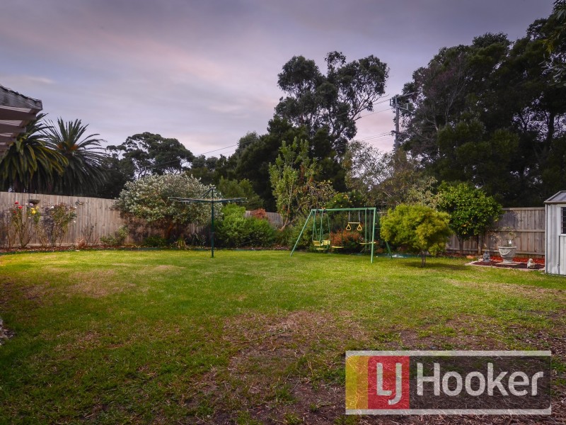 8 Marsden Court, Cranbourne North VIC 3977