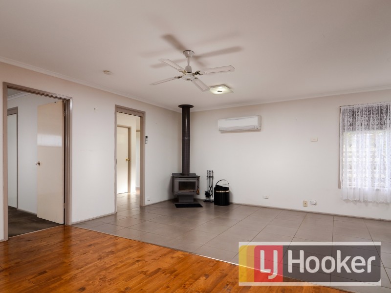 52 Kallay Drive, Caldermeade VIC 3984