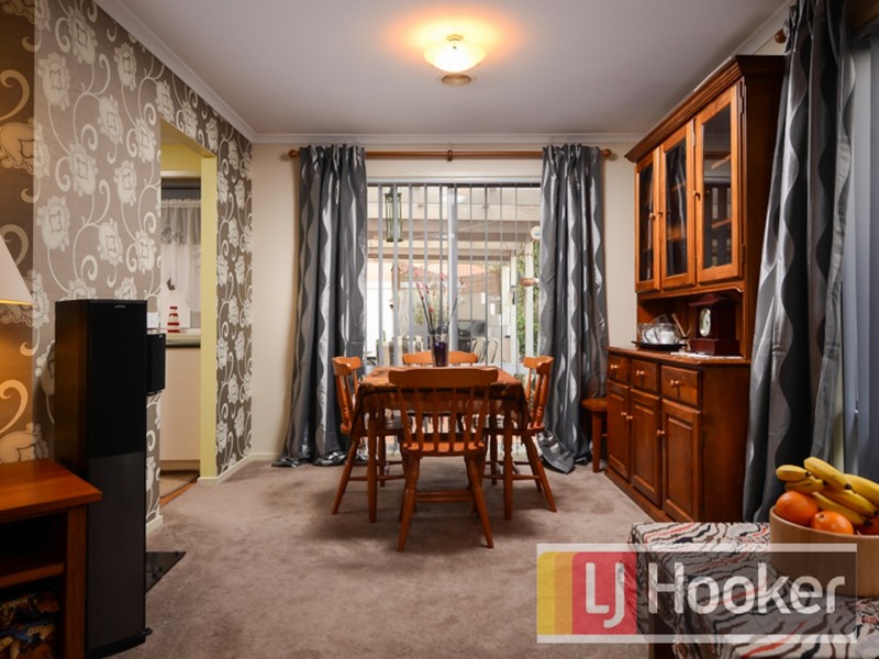 34 Sherwood Road, Narre Warren South VIC 3805