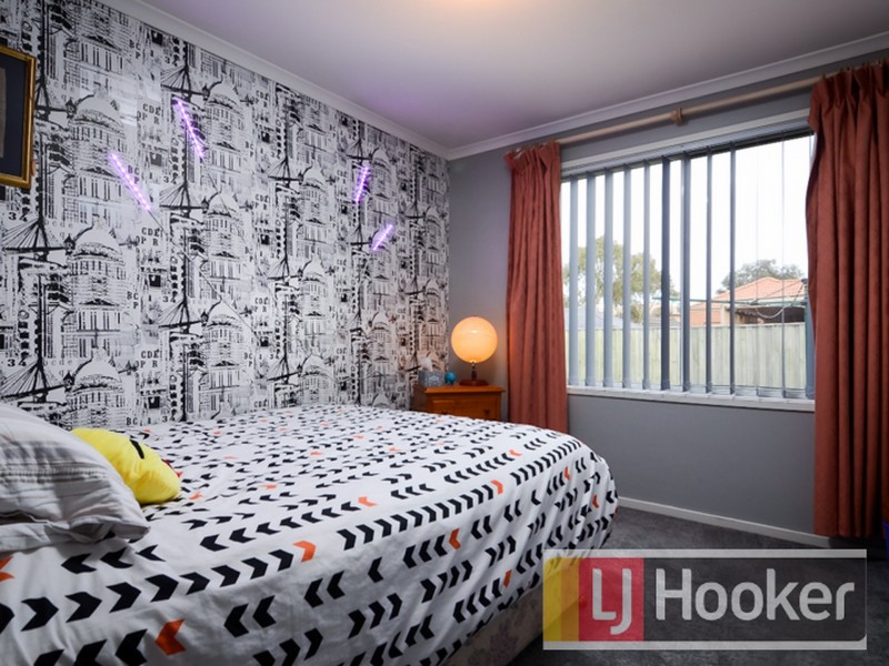 34 Sherwood Road, Narre Warren South VIC 3805