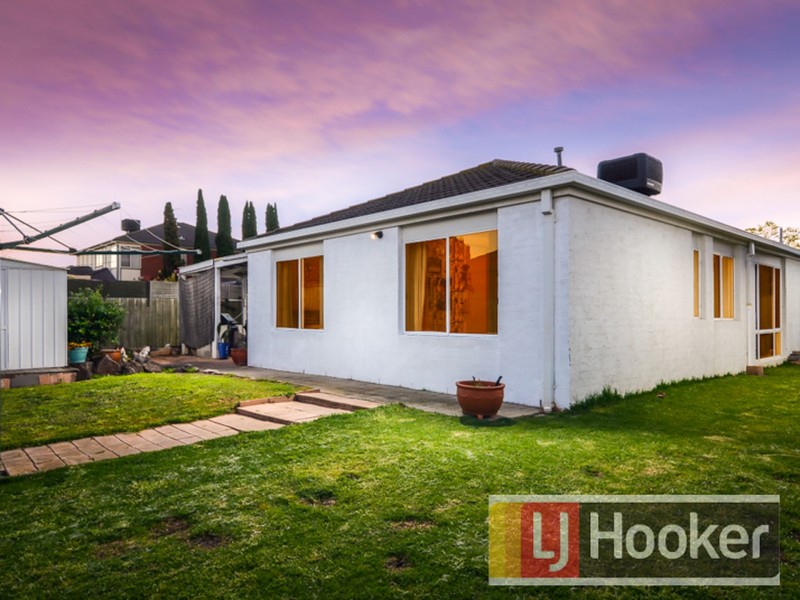 34 Sherwood Road, Narre Warren South VIC 3805