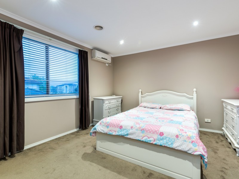 57 Amhurst Drive, Narre Warren South VIC 3805