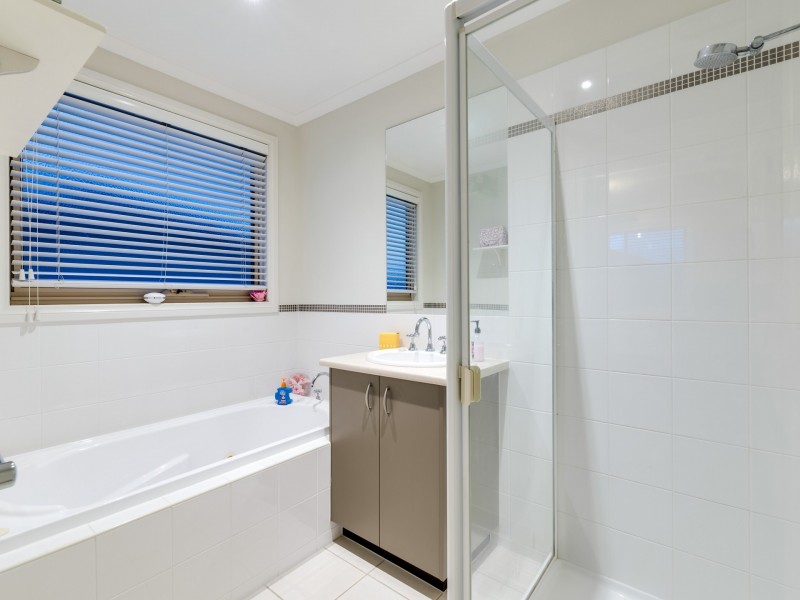 57 Amhurst Drive, Narre Warren South VIC 3805