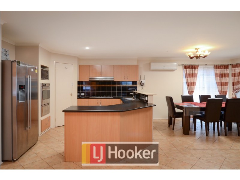 27 St Georges Road, Narre Warren South VIC 3805