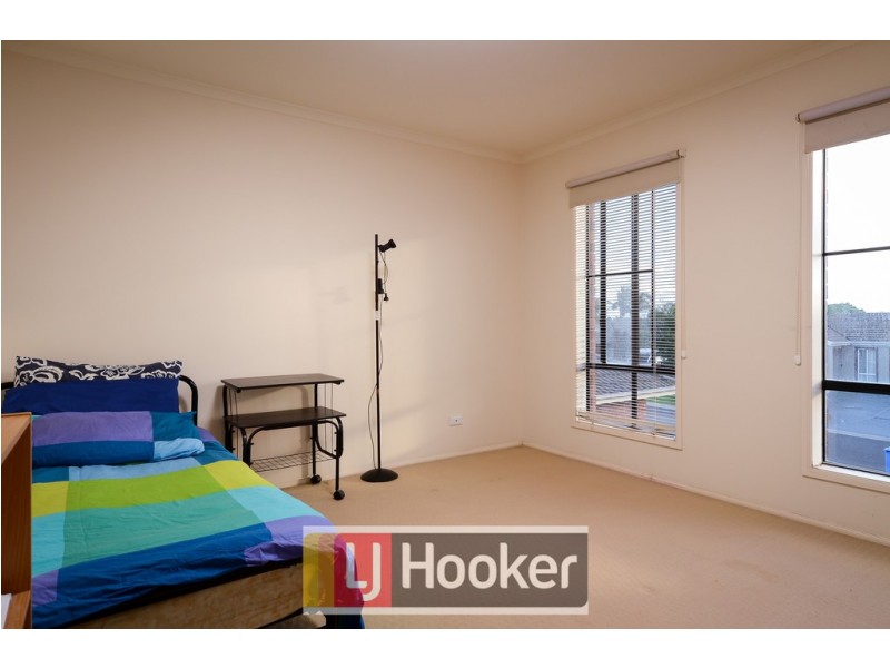 27 St Georges Road, Narre Warren South VIC 3805