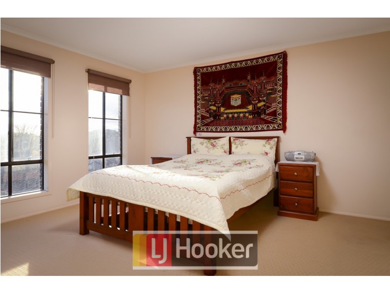 27 St Georges Road, Narre Warren South VIC 3805