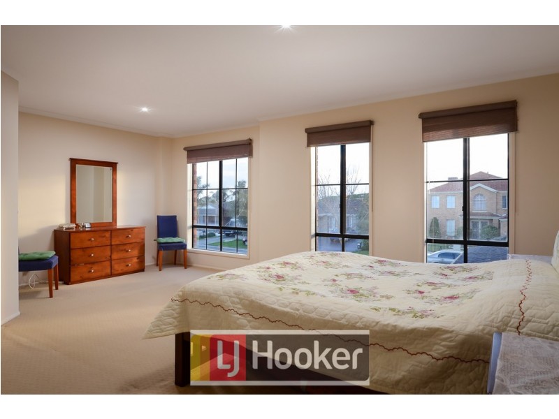 27 St Georges Road, Narre Warren South VIC 3805