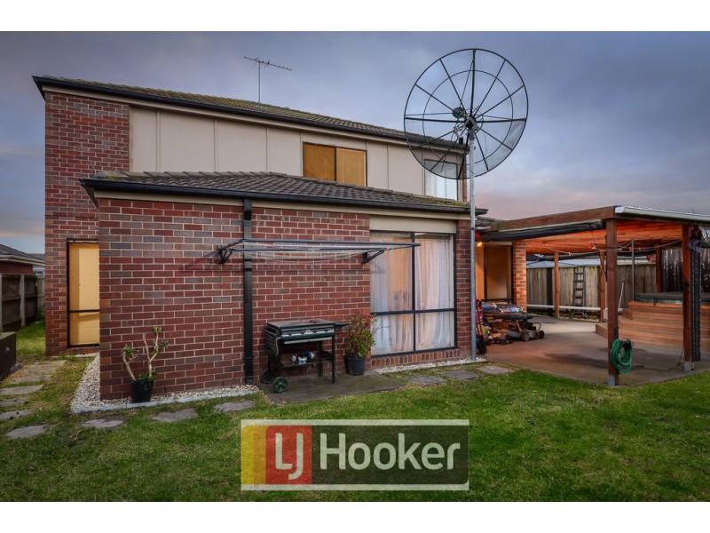 27 St Georges Road, Narre Warren South VIC 3805