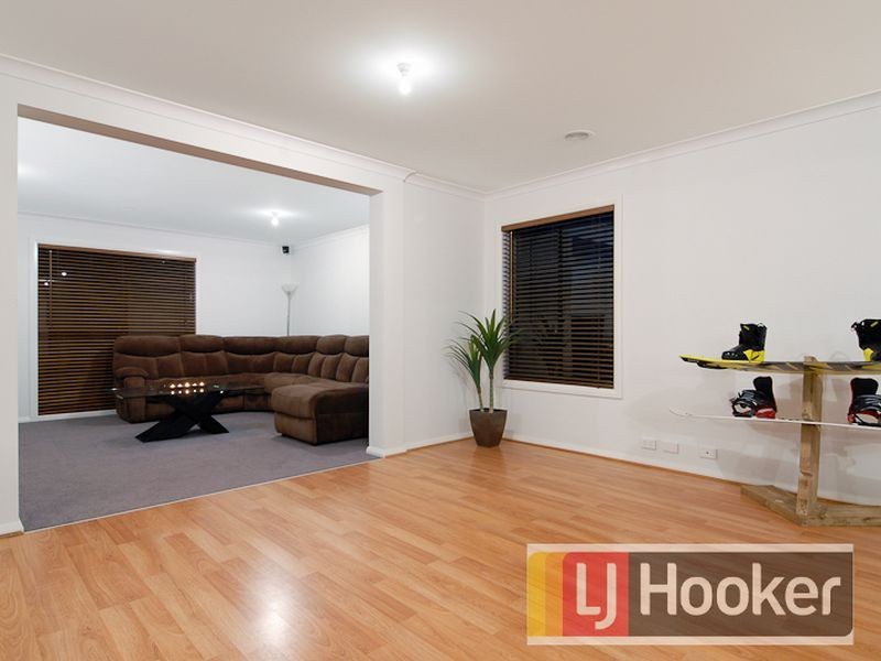 3 Faldo Place, Cranbourne North VIC 3977
