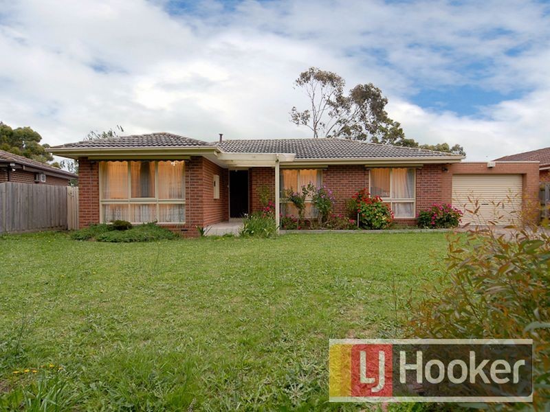 9 Hunter Court, Cranbourne North VIC 3977