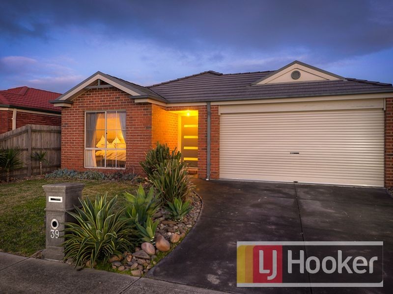 39 Filmer Crescent, Narre Warren South VIC 3805