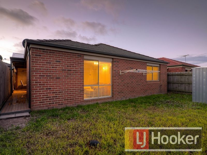 39 Filmer Crescent, Narre Warren South VIC 3805