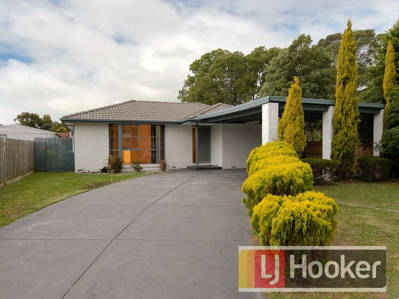 16 Branton Drive, Hampton Park VIC 3976