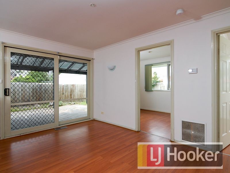 16 Branton Drive, Hampton Park VIC 3976