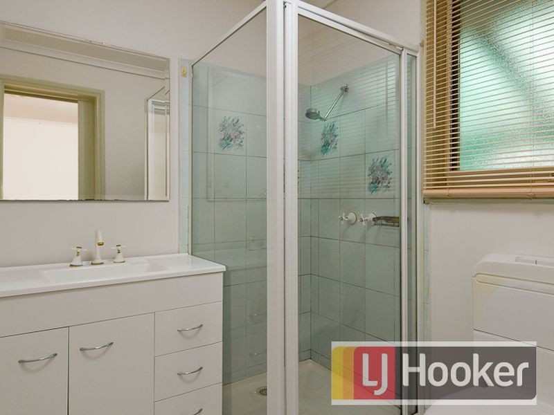 16 Branton Drive, Hampton Park VIC 3976