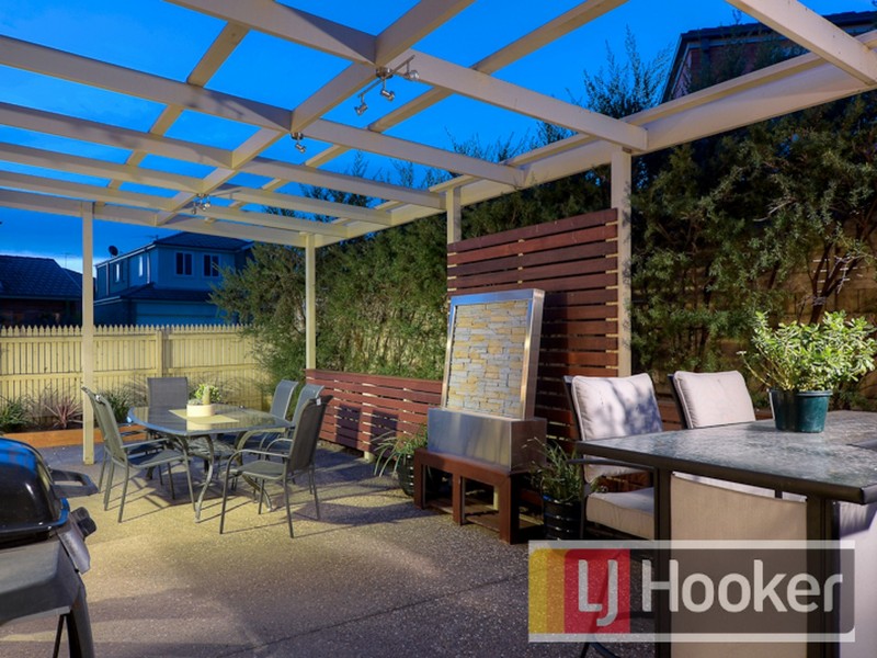 25 Amhurst Drive, Narre Warren South VIC 3805