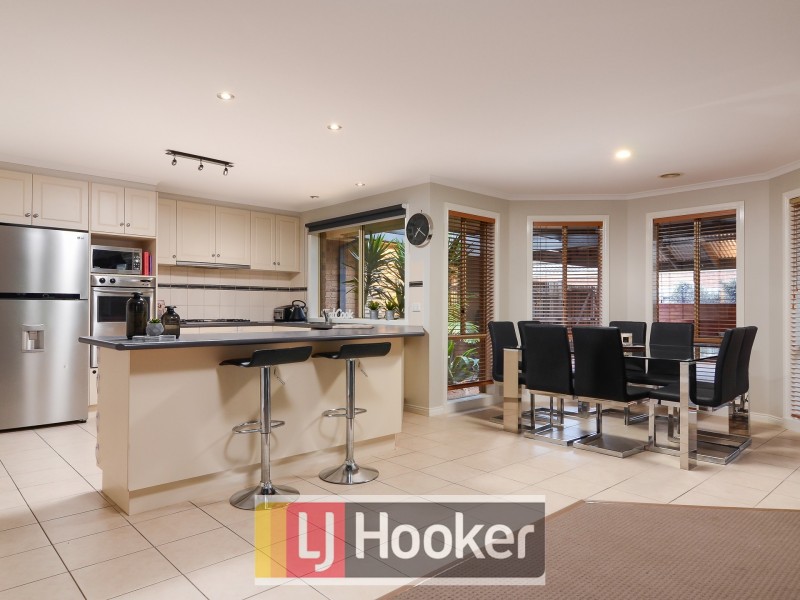 5 Bancroft Avenue, Narre Warren South VIC 3805