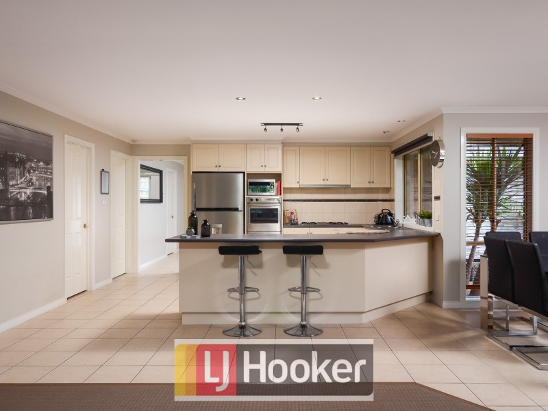 5 Bancroft Avenue, Narre Warren South VIC 3805