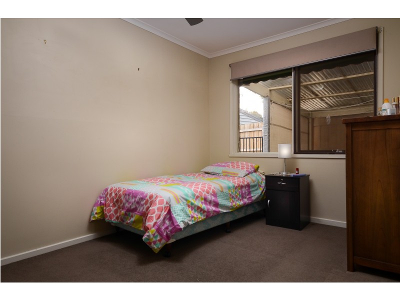 94 Sweeney Drive, Narre Warren VIC 3805