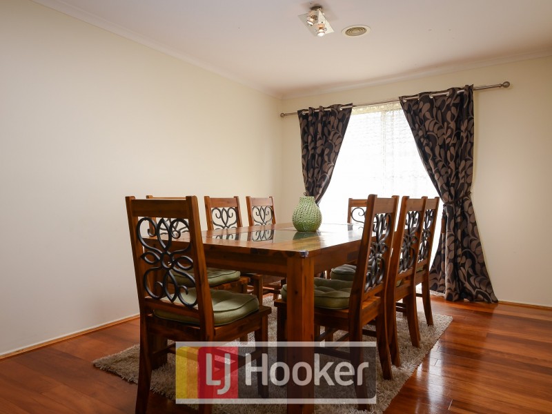 9 Feehan Crescent, Narre Warren South VIC 3805