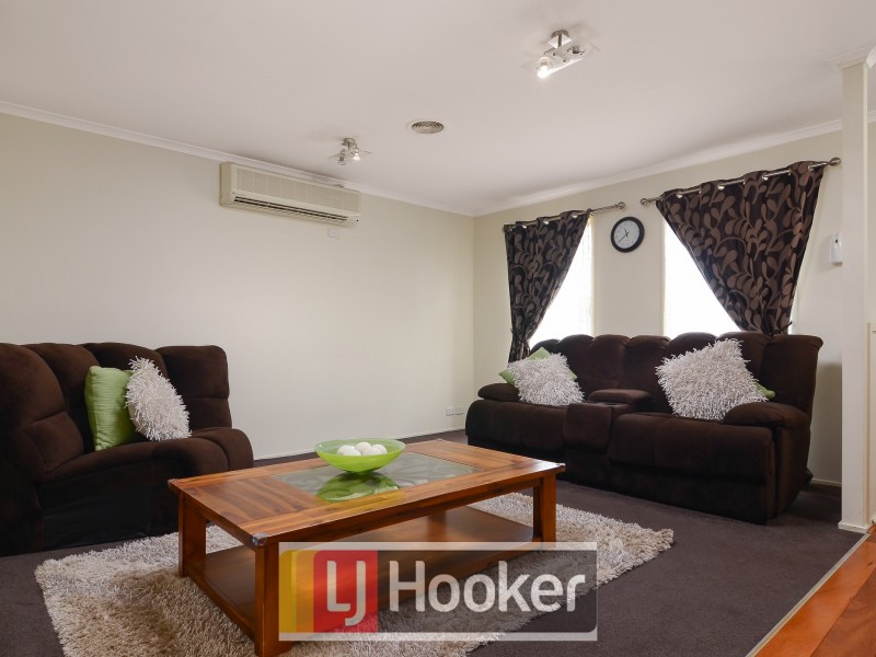 9 Feehan Crescent, Narre Warren South VIC 3805