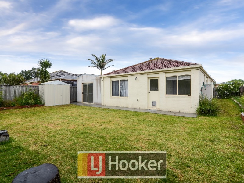 9 Feehan Crescent, Narre Warren South VIC 3805