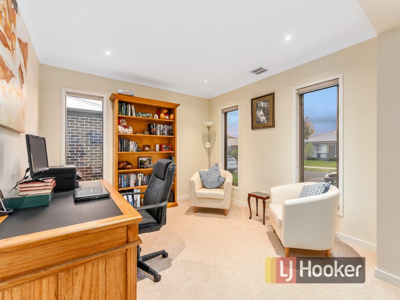 5 Bimberry Circuit, Clyde VIC 3978